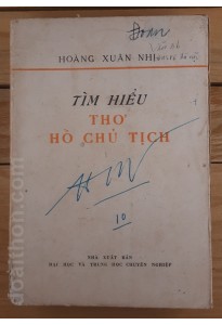 Tìm hiểu thơ Hồ Chủ Tịch (1975)