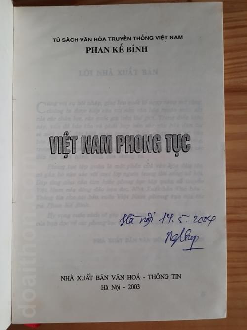 Sách Việt Nam phong tục