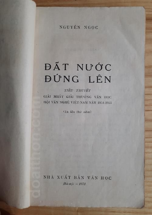 Đất nước đứng lên, Nguyên Ngọc 1