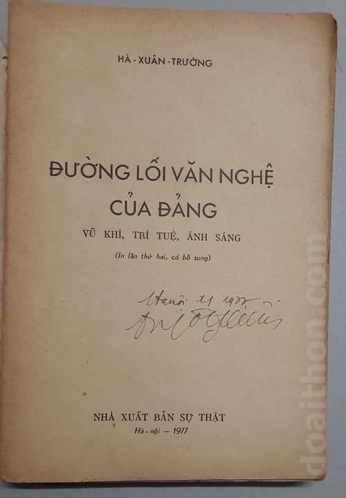Đường lối văn nghệ của Đảng, vũ khí trí tuệ ánh sáng 2